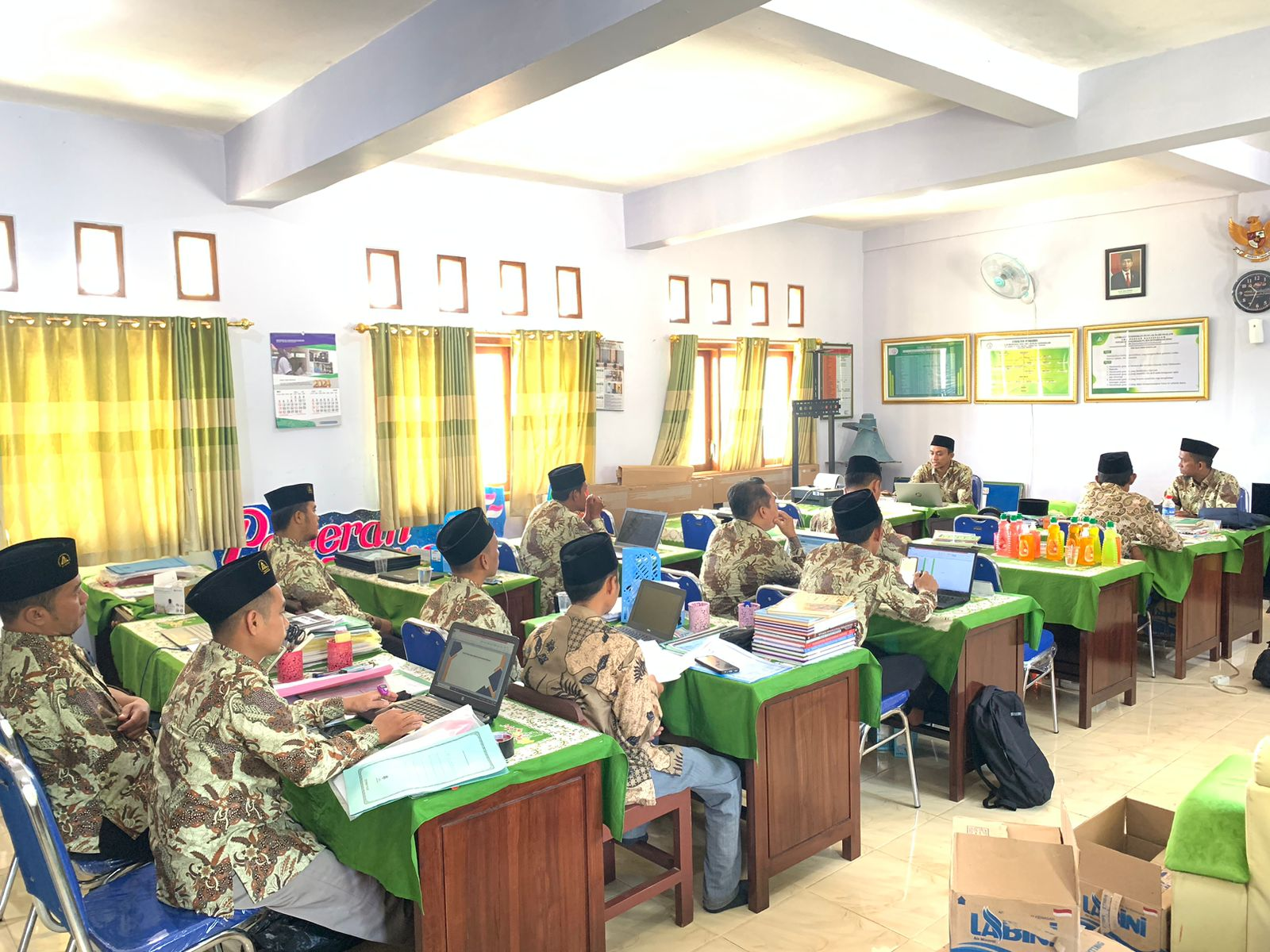 Komonitas Belajar Puncak Bersinergi SMA PUNCAK DARUSSALAM